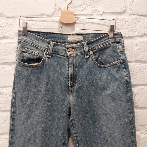 Levis 505 Jeans Womens 6 Long Blue Boot Cut Stretch Mid Rise Medium Wash Tall. - Picture 3 of 9